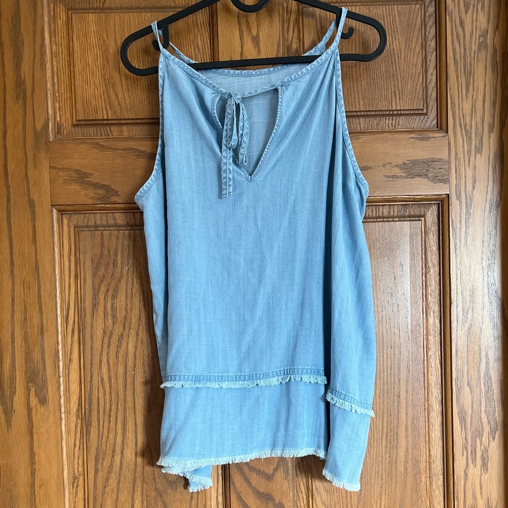 Loft Tank Top - Picture 2 of 3